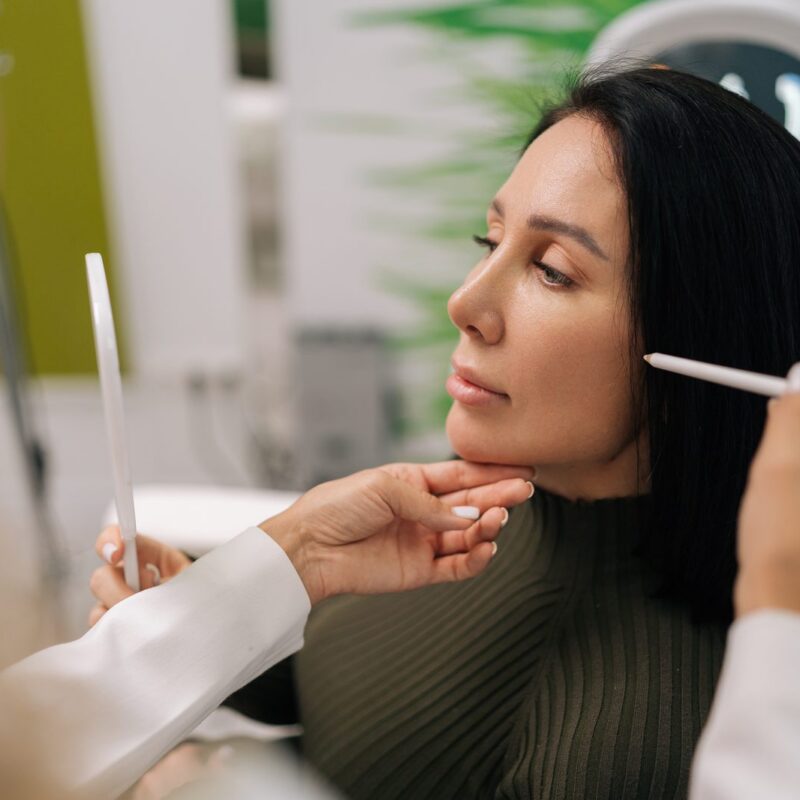 PDO Thread Lift: A Non-Surgical Alternative to a Facelift